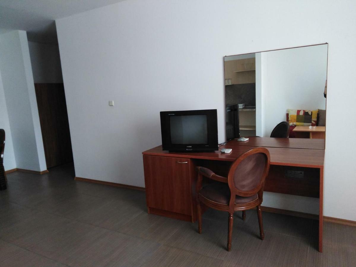 Vm Apartments Robinson Beach Pomorie Extérieur photo